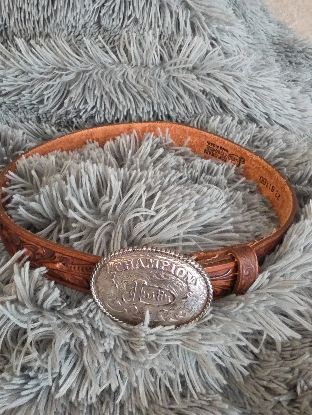 Vintage Justin Cowboy Belt Sz 22 Made In USA Genuine Leather Champion Buckle
